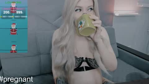 Polly online show from September 22, 6:12 pm