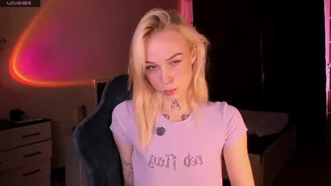 Megan.online  online show from August 1, 4:19 pm