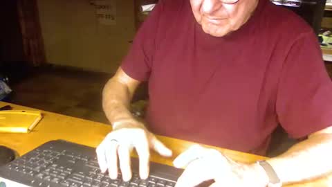 pomme1949 online show from December 1, 12:25 pm