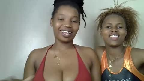 pookie245909 online show from May 20, 8:59 pm