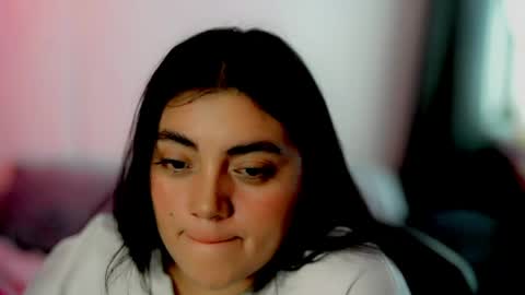 Poppy Kensington online show from May 17, 8:29 pm