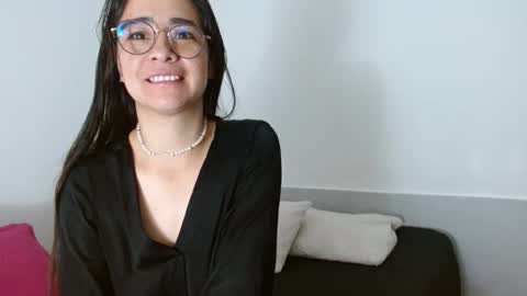 porcelainlux online show from November 15, 3:30 am