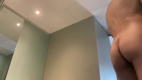 porntoyndr2 online show from April 25, 6:15 am