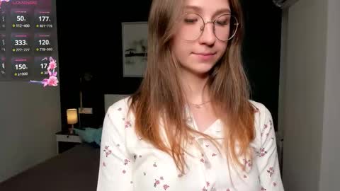 Snapshot of portia_bubbles chatting on September 10, 7:04 pm Elizabeth online show from September 10, 7:04 pm
