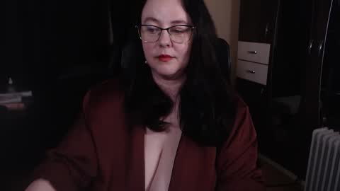 Snapshot of posh_mistress chatting on October 1, 6:12 am PoshMistres    online show from October 1, 6:12 am