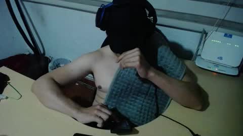 powerfulzeus2 online show from November 28, 2:08 am