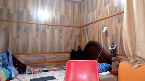 chris independent  online show from October 4, 5:16 am