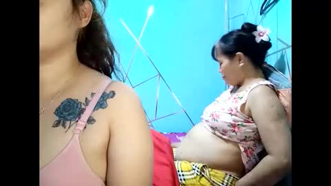 preggyliz online show from February 7, 3:34 am