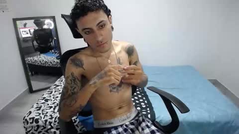 Plux online show from December 5, 7:11 pm