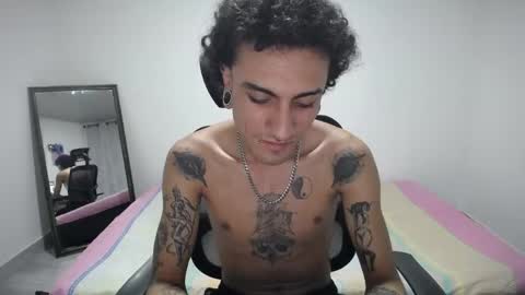 Plux online show from April 23, 5:04 am