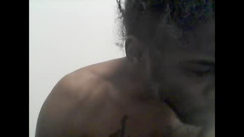 Snapshot of presidentialbryana chatting on December 31, 3:09 pm Libra Lamont online show from December 31, 3:09 pm