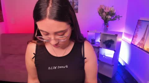 Camila  online show from May 30, 1:31 pm