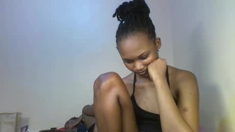 Snapshot of prettie_candy9 chatting on October 21, 2:05 am Prettie candy9 online show from October 21, 2:05 am