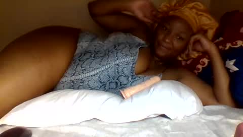 Prettie diva online show from March 6, 4:28 pm