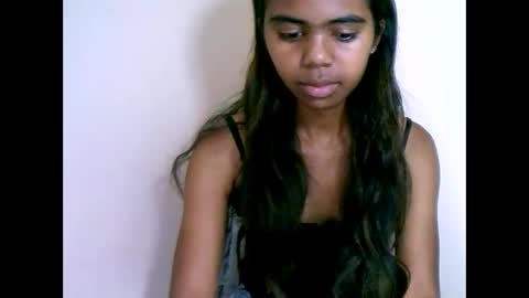 prettiethalia online show from October 29, 8:42 pm