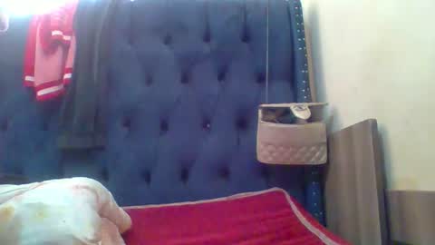 pretty1_lioness online show from February 16, 8:23 am