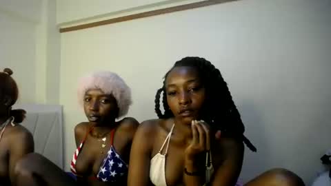 Pretty Babe123 online show from June 26, 7:58 am