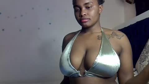 pretty_daina3 online show from June 19, 8:37 pm