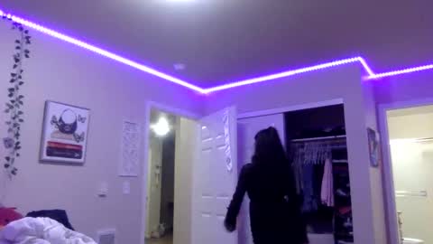 pretty_girl828687 online show from November 26, 10:28 pm