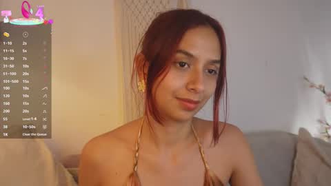 pretty_goddess online show from February 4, 8:13 pm