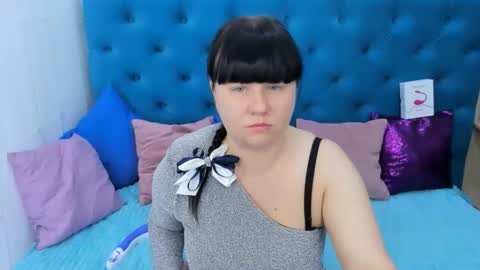 Snapshot of pretty_malika chatting on October 7, 1:01 am pretty_malika online show from October 7, 1:01 am