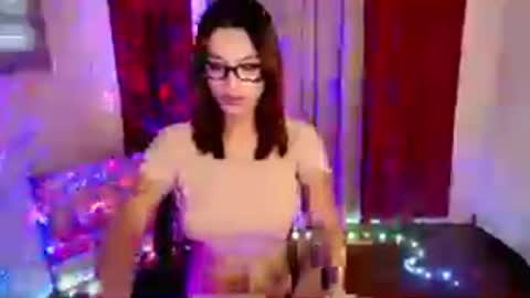 christina online show from July 13, 9:02 am