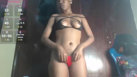 pretty_petite10 online show from September 22, 7:40 pm