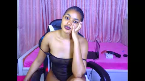 pretty_shally online show from March 9, 4:17 am
