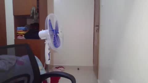 pretty_shila online show from February 16, 9:24 pm