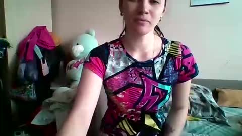 Bella online show from April 22, 8:43 am