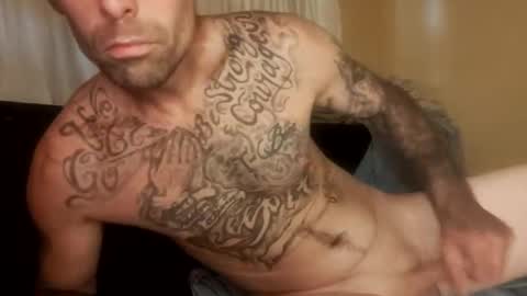 Snapshot of prettyboytatted69 chatting on March 11, 12:28 pm Prettyslangin69 FYPM online show from March 11, 12:28 pm