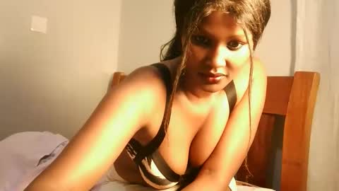 prettykeilaa online show from June 3, 7:08 pm