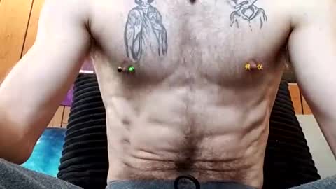 prettysolidd7 online show from February 19, 5:06 pm