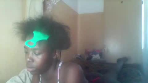 prettyzuzu online show from September 16, 8:06 am