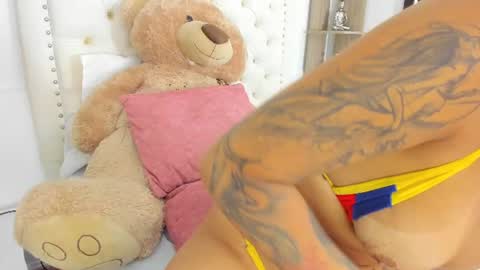 Mia Villany  online show from July 19, 1:36 pm