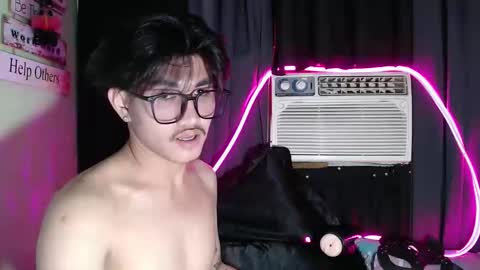 primekiannx_ online show from February 10, 4:37 am