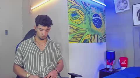 prince_arthur77 online show from December 18, 2:01 pm