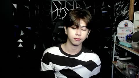 princecalix online show from February 16, 4:27 pm