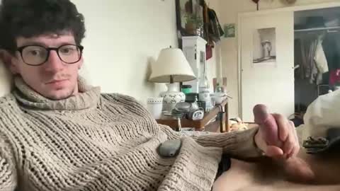 Peaches online show from March 19, 6:35 pm