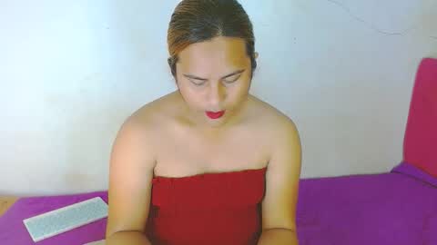 Kylie online show from February 20, 2:30 pm