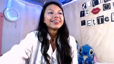  Elia  online show from October 24, 12:00 am