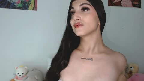 Sophie online show from April 4, 9:44 pm