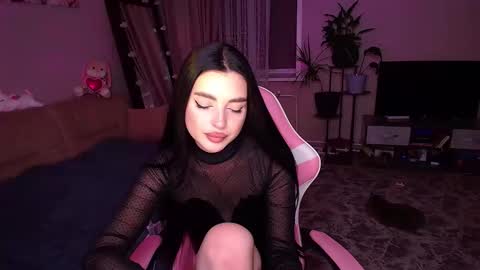 princessamira1 online show from October 17, 1:37 pm
