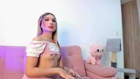 princessammy1 online show from February 21, 12:46 am