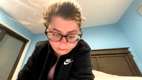 Snapshot of princesscutieex chatting on October 29, 10:32 pm princesscutieex online show from October 29, 10:32 pm