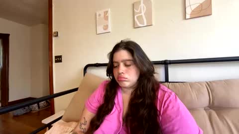 princessviccxo online show from April 14, 6:00 pm