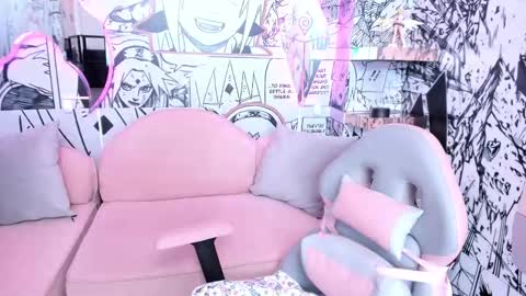   online show from February 14, 4:31 pm