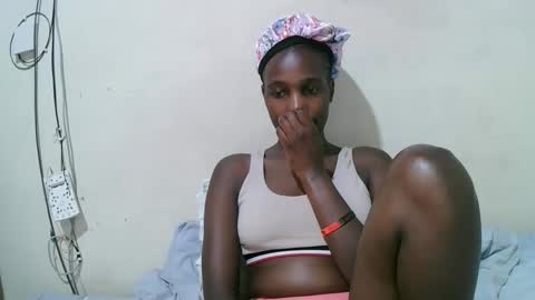 pritty_amber online show from April 21, 1:42 am