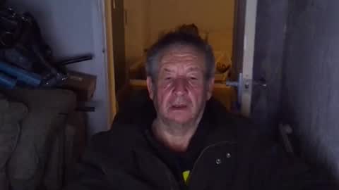 projectorepson online show from October 31, 9:04 pm