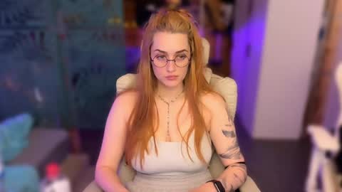 Queen of Pain online show from June 2, 9:39 pm